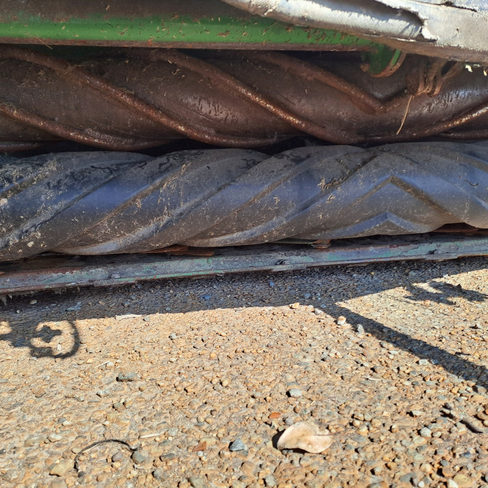 JOHN DEERE FC 131 - Faucheuse: photos 4 JOHN DEERE FC 131 - Faucheuse: photos 4