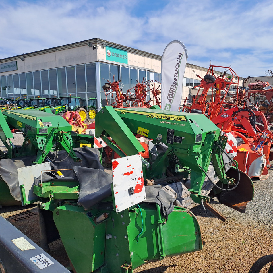 JOHN DEERE FC 131 - Faucheuse: photos 3 JOHN DEERE FC 131 - Faucheuse: photos 3