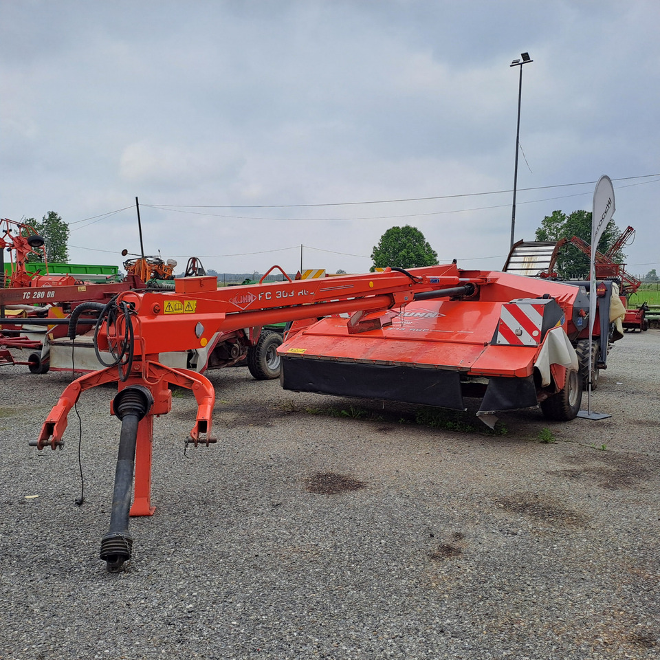 KUHN FC 303 RGC - Faucheuse: photos 1 KUHN FC 303 RGC - Faucheuse: photos 1