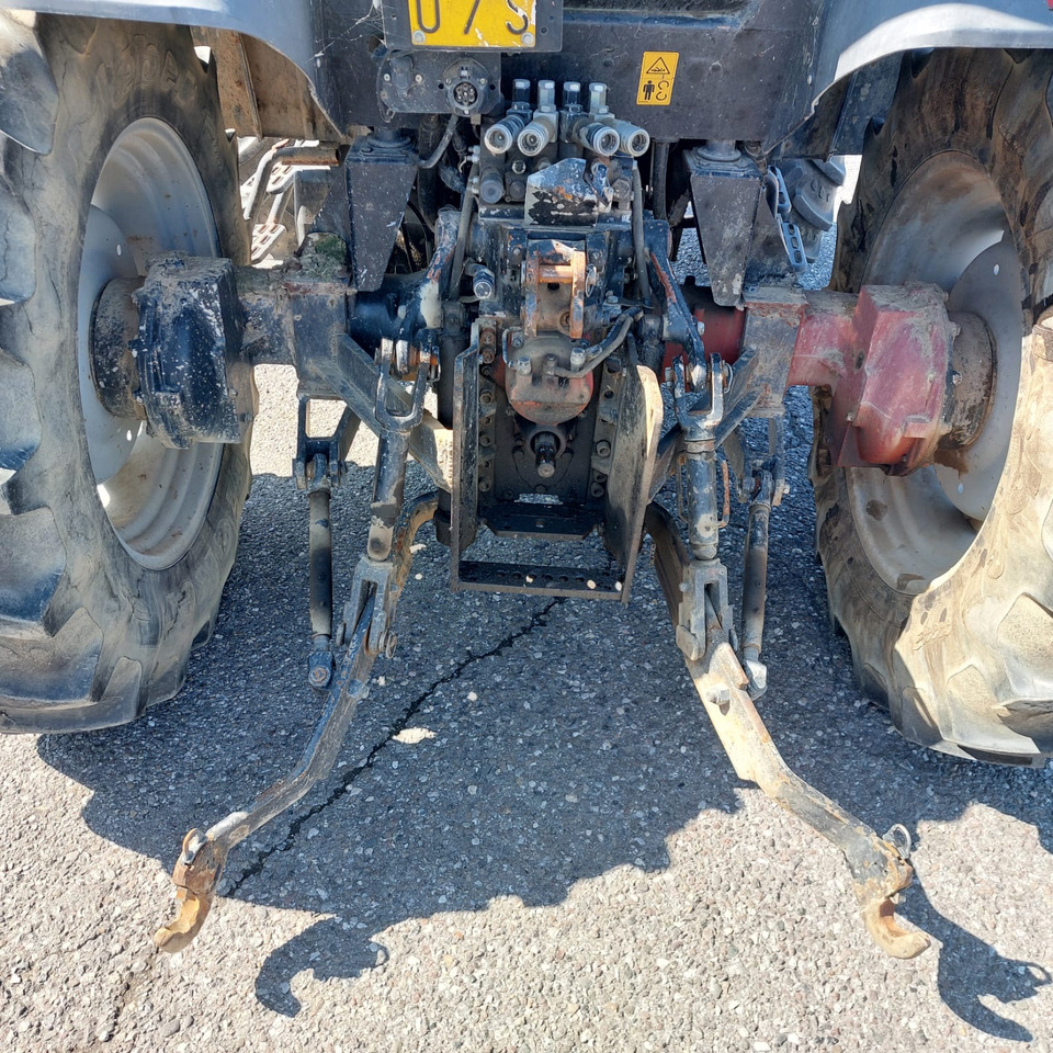 MASSEY FERGUSON 2430 ST - Tracteur agricole: photos 5 MASSEY FERGUSON 2430 ST - Tracteur agricole: photos 5