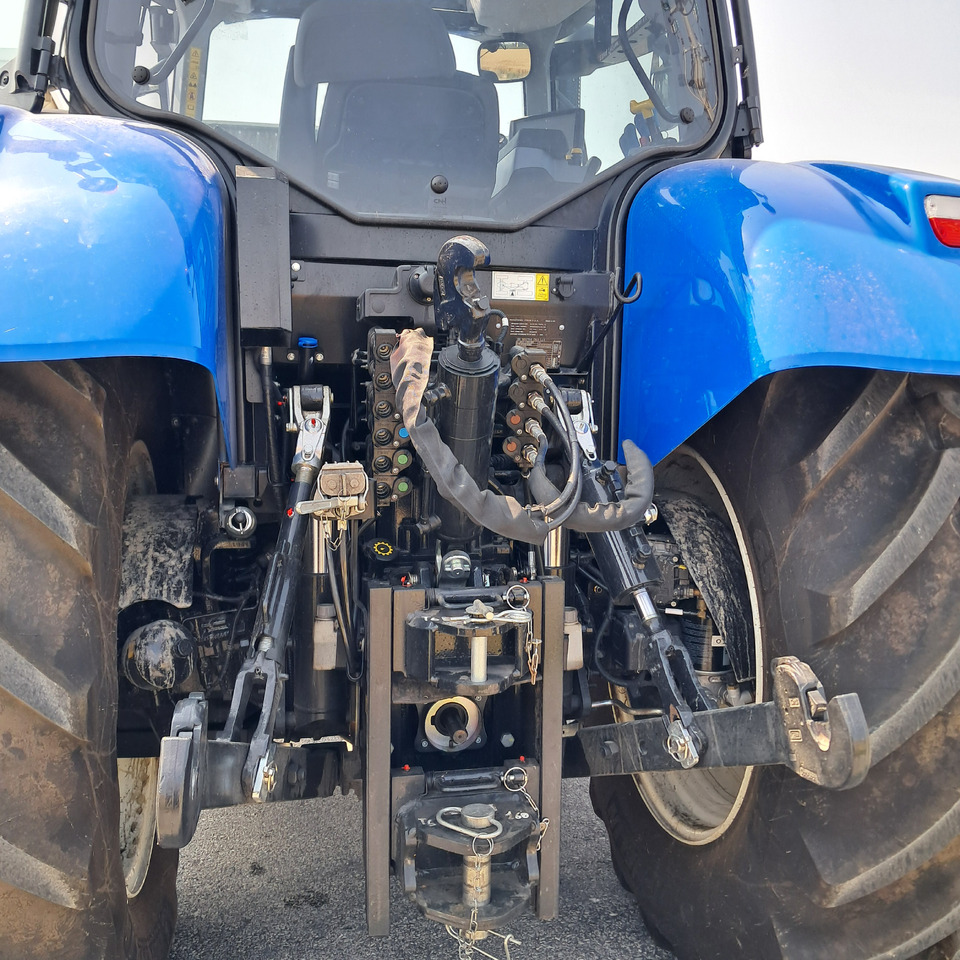 NEW HOLLAND T6 160 - Tracteur agricole: photos 4 NEW HOLLAND T6 160 - Tracteur agricole: photos 4