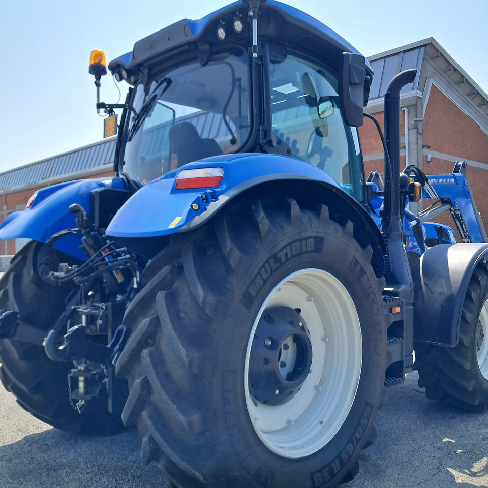 NEW HOLLAND T6 160 - Tracteur agricole: photos 5 NEW HOLLAND T6 160 - Tracteur agricole: photos 5