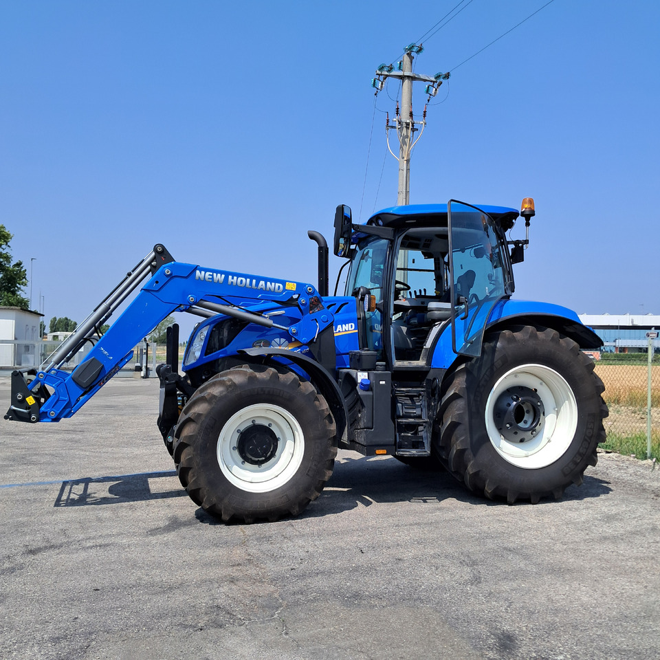 NEW HOLLAND T6 160 - Tracteur agricole: photos 2 NEW HOLLAND T6 160 - Tracteur agricole: photos 2
