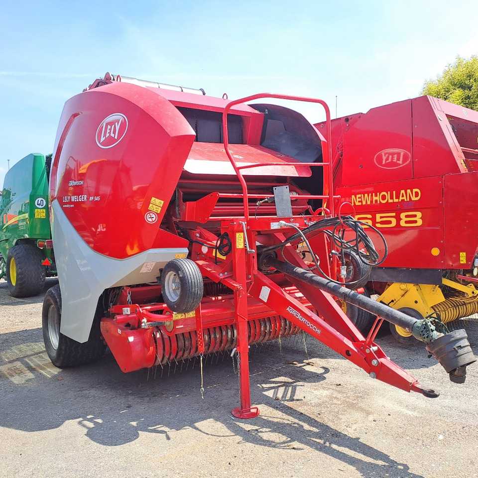 ROTOPRESSA LELY WELGER RP 545 - Presse à balles rondes: photos 3 ROTOPRESSA LELY WELGER RP 545 - Presse à balles rondes: photos 3
