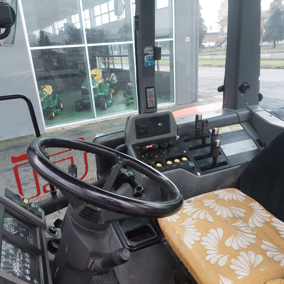 SAME TITAN 145 - Tracteur agricole: photos 5 SAME TITAN 145 - Tracteur agricole: photos 5