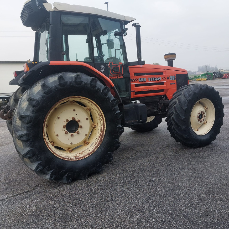 SAME TITAN 145 - Tracteur agricole: photos 4 SAME TITAN 145 - Tracteur agricole: photos 4