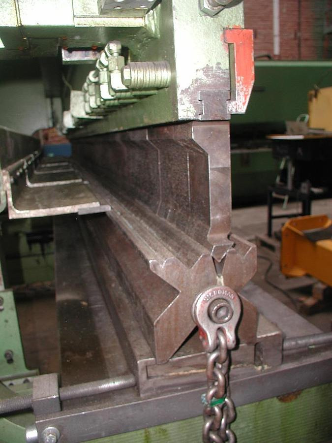 Presse plieuse CNC-Abkantpresse EHT: photos 6