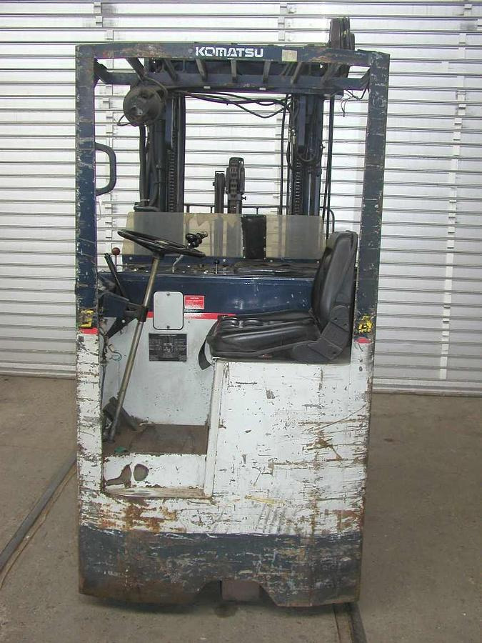 Gabelstapler KLOZ-KOMATSU - Chariot à mât rétractable: photos 3 Gabelstapler KLOZ-KOMATSU - Chariot à mât rétractable: photos 3