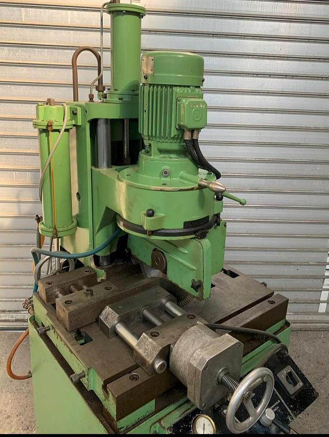 Metallkreissäge EISELE VMS IV PV - Machine à métaux: photos 3 Metallkreissäge EISELE VMS IV PV - Machine à métaux: photos 3