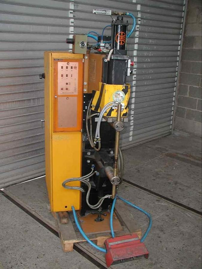 Punktschweißmaschine ARO - Equipement de soudage: photos 2 Punktschweißmaschine ARO - Equipement de soudage: photos 2