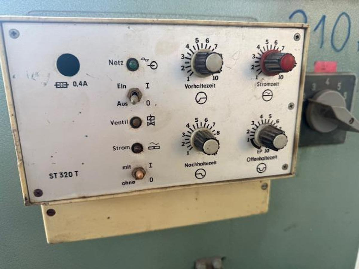 Punktschweißmaschine JOISTEN & KETTENBAUM - Equipement de soudage: photos 2 Punktschweißmaschine JOISTEN & KETTENBAUM - Equipement de soudage: photos 2