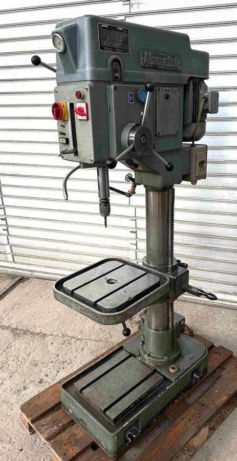 Säulenbohrmaschine ALZMETALL - Perceuse à colonne: photos 1 Säulenbohrmaschine ALZMETALL - Perceuse à colonne: photos 1