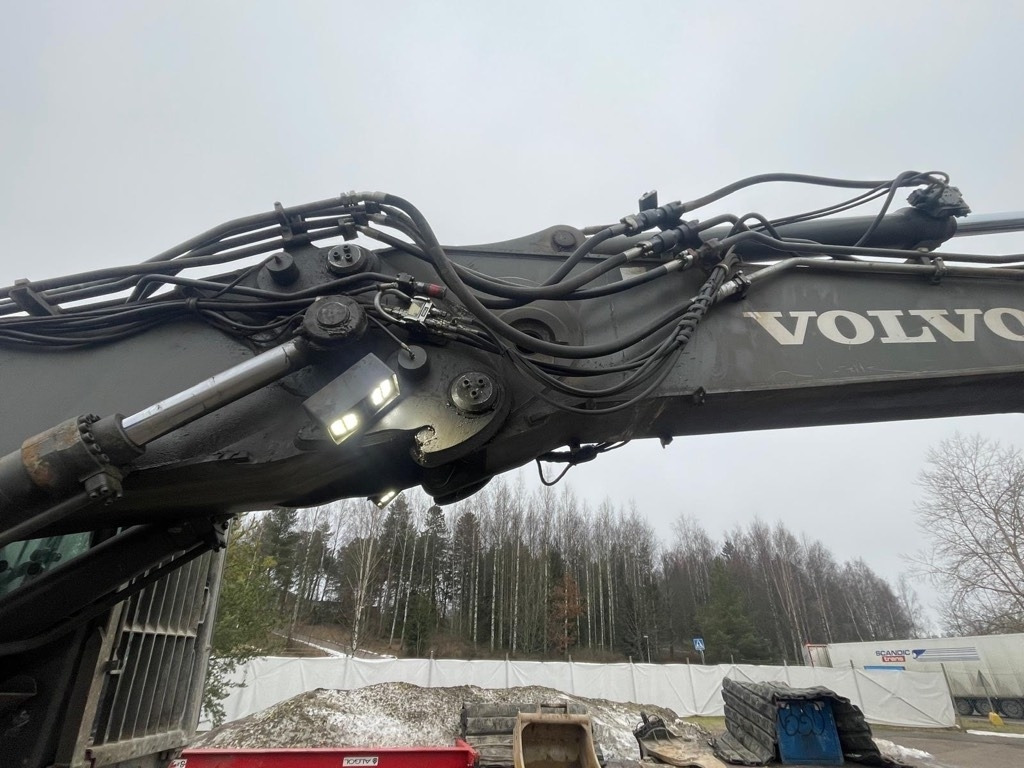 Pelle de démolition Volvo EC 480 DHR UHD 28m with 2 BOOMS: photos 16
