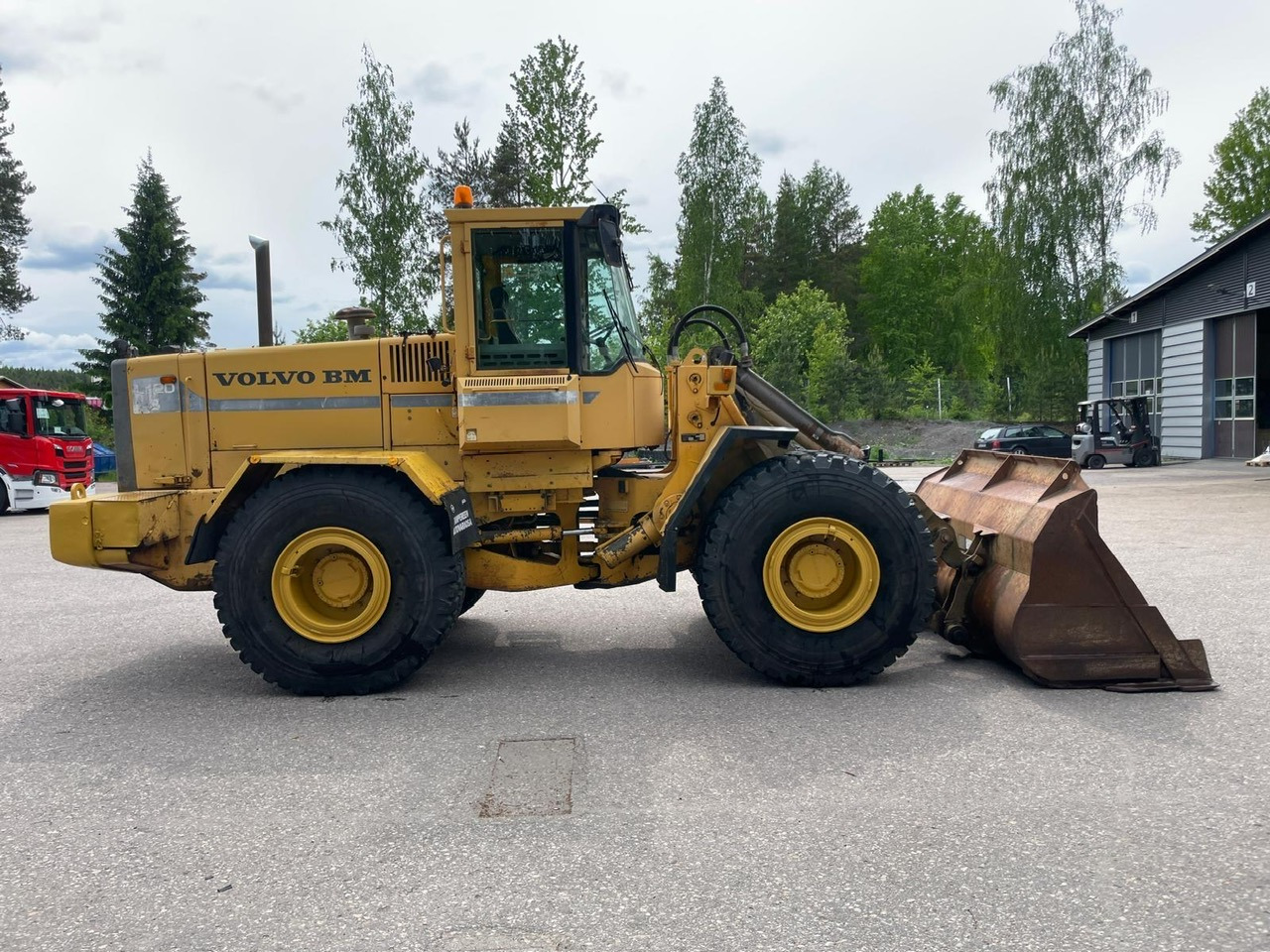 Volvo L120B - Chargeuse sur pneus: photos 4 Volvo L120B - Chargeuse sur pneus: photos 4