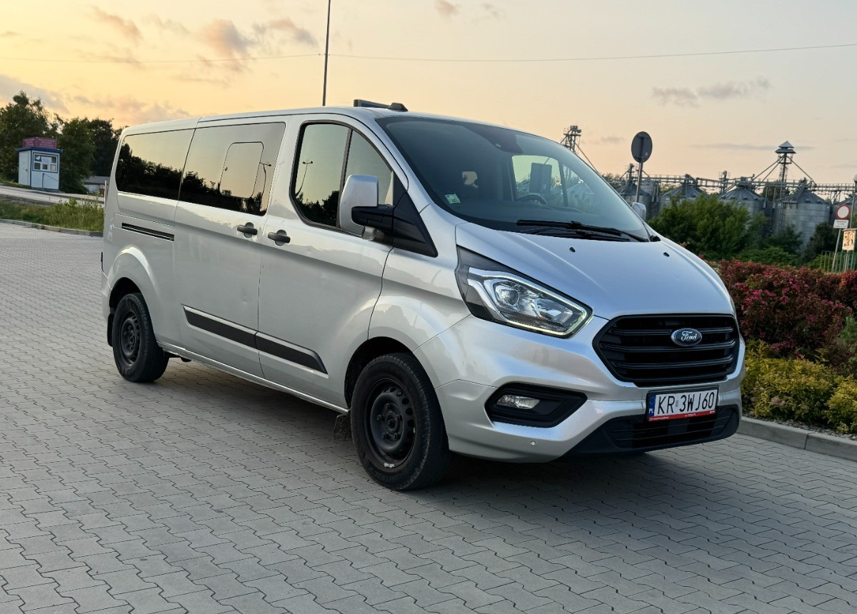 Ford Transit Custom 2.0 170 KM L2 LONG 2021 LED 8 osobowy NAWIEWY miejsc Salon PL - Minibus, Transport de personnes: photos 1 Ford Transit Custom 2.0 170 KM L2 LONG 2021 LED 8 osobowy NAWIEWY miejsc Salon PL - Minibus, Transport de personnes: photos 1