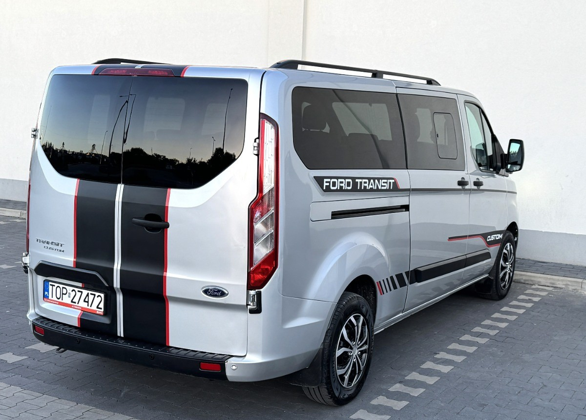 Ford Transit Custom 2.0 170KM Rok 2021 8 osobowy FV23 Salon PL Zadbany Super STAN - Utilitaire double cabine: photos 3 Ford Transit Custom 2.0 170KM Rok 2021 8 osobowy FV23 Salon PL Zadbany Super STAN - Utilitaire double cabine: photos 3