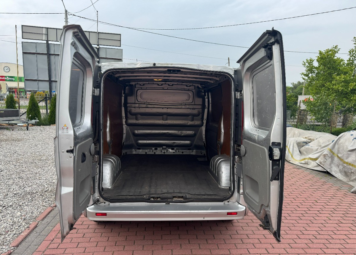 Opel Vivaro L1H1 Blaszak 3 osobowy Klimatyzacja - Fourgon utilitaire: photos 5 Opel Vivaro L1H1 Blaszak 3 osobowy Klimatyzacja - Fourgon utilitaire: photos 5