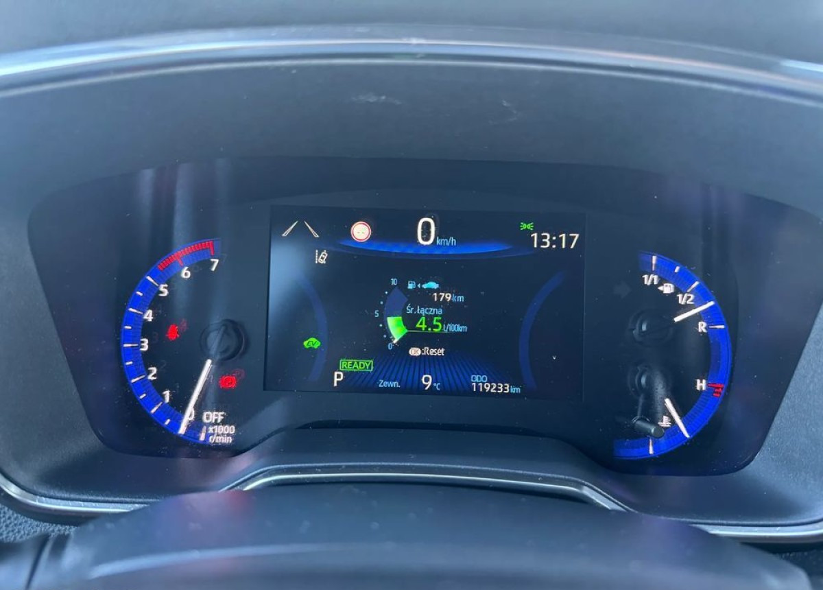 Toyota Corolla 1.8 Hybrid Active Niski przebieg LED FV23 W SUPER STANIE - Voiture break: photos 5 Toyota Corolla 1.8 Hybrid Active Niski przebieg LED FV23 W SUPER STANIE - Voiture break: photos 5