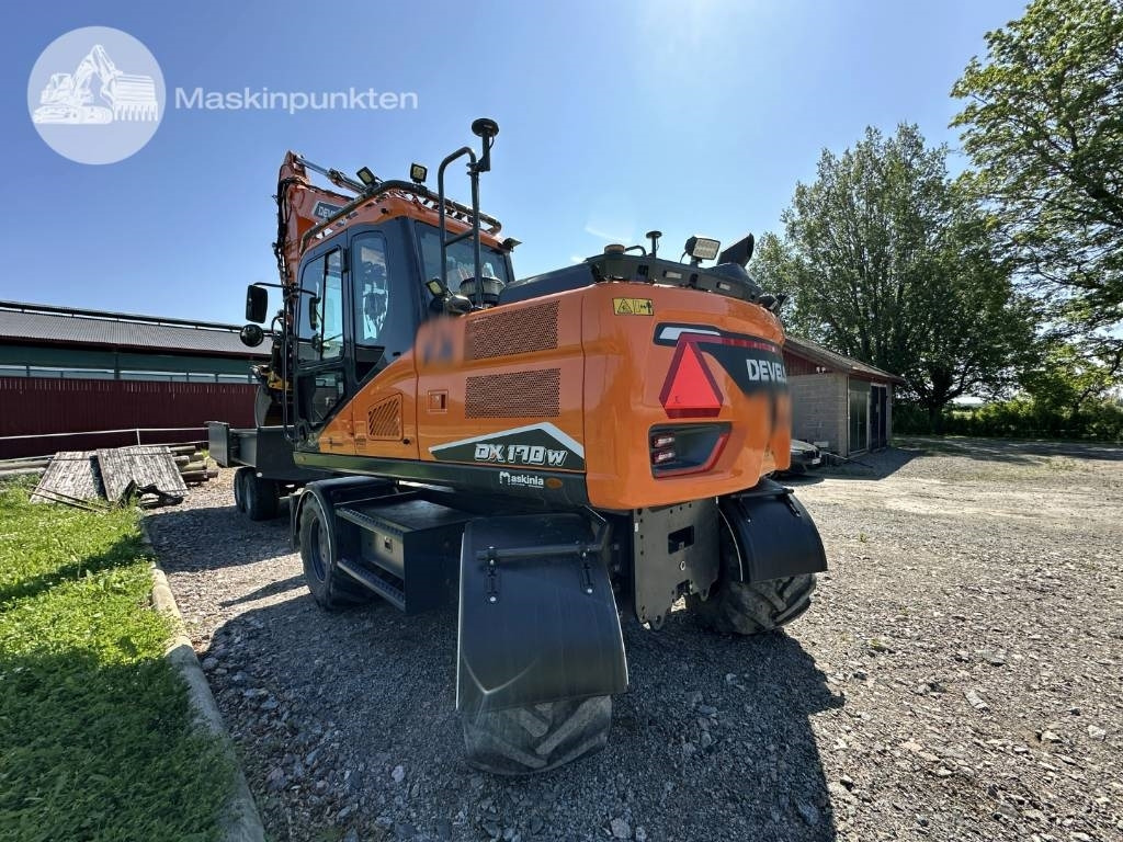 Develon DX 170 W-7 - Pelle sur pneus: photos 3 Develon DX 170 W-7 - Pelle sur pneus: photos 3