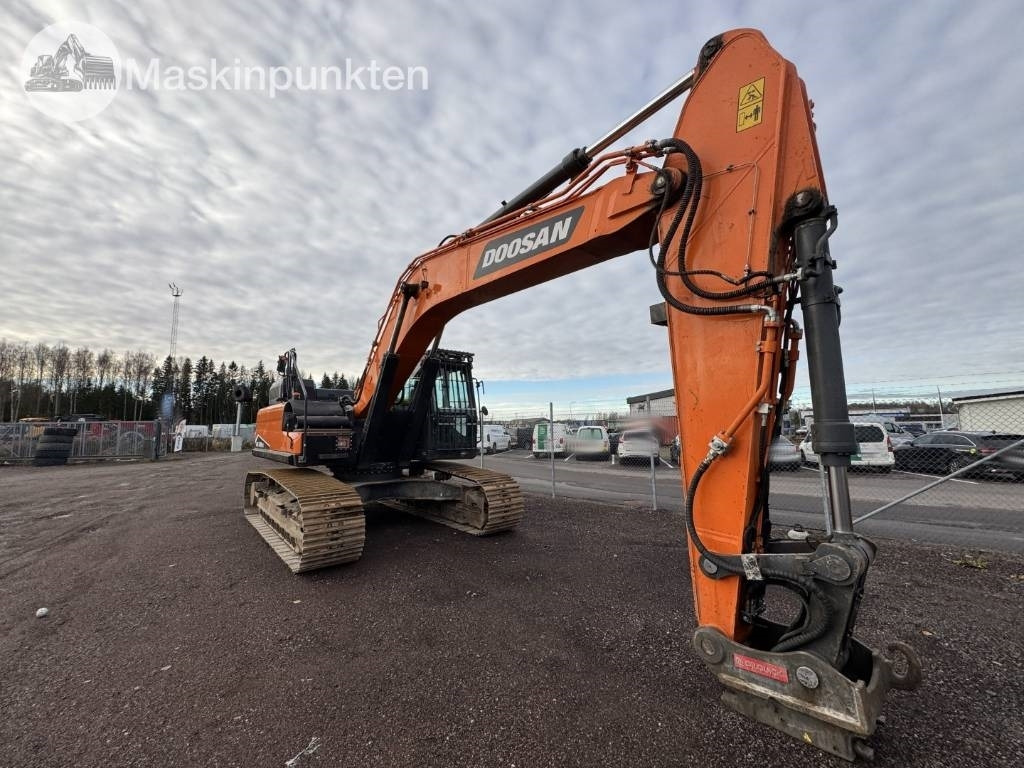Doosan DX 300 LC - Pelle sur chenille: photos 5 Doosan DX 300 LC - Pelle sur chenille: photos 5