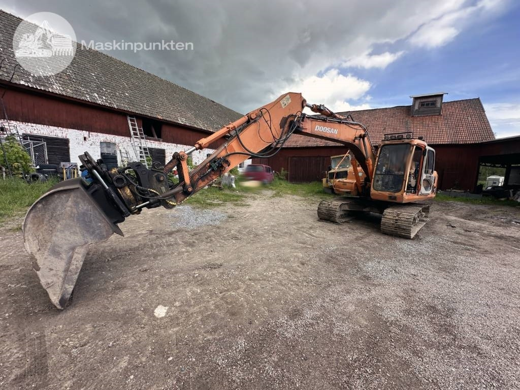 Doosan Solar 140 LC V - Pelle sur chenille: photos 3 Doosan Solar 140 LC V - Pelle sur chenille: photos 3