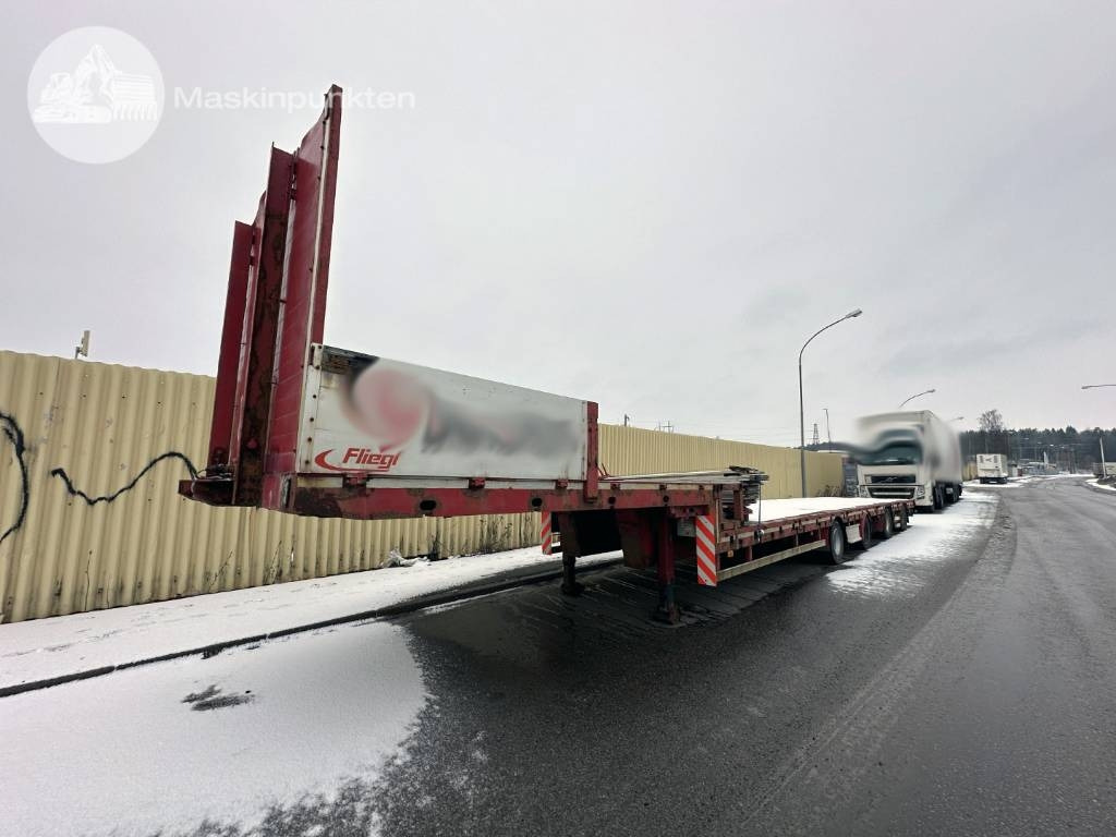 Fliegl SVS 580 T JUMBO - Semi-remorque surbaissé: photos 1 Fliegl SVS 580 T JUMBO - Semi-remorque surbaissé: photos 1