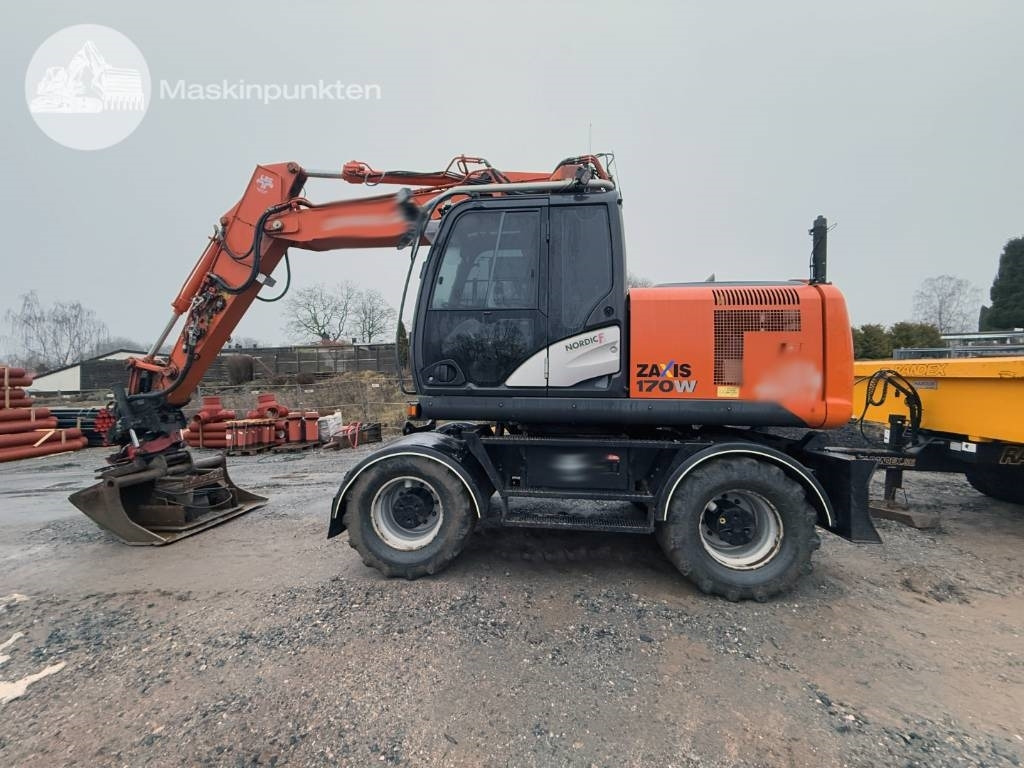 Hitachi ZX 170 W-5 B - Pelle sur pneus: photos 2 Hitachi ZX 170 W-5 B - Pelle sur pneus: photos 2