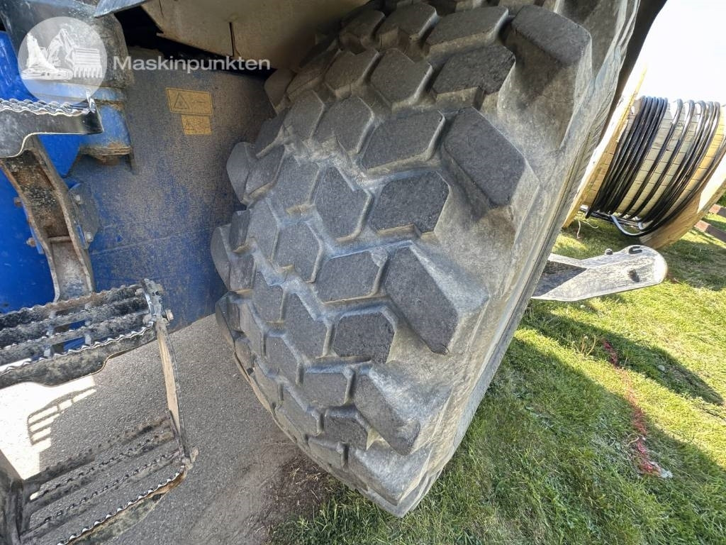 Tractopelle Huddig 1260 C: photos 28