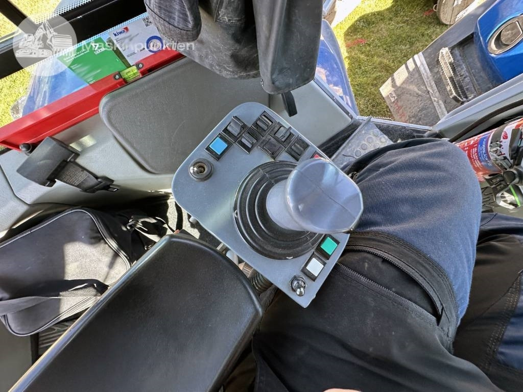 Tractopelle Huddig 1260 C: photos 16