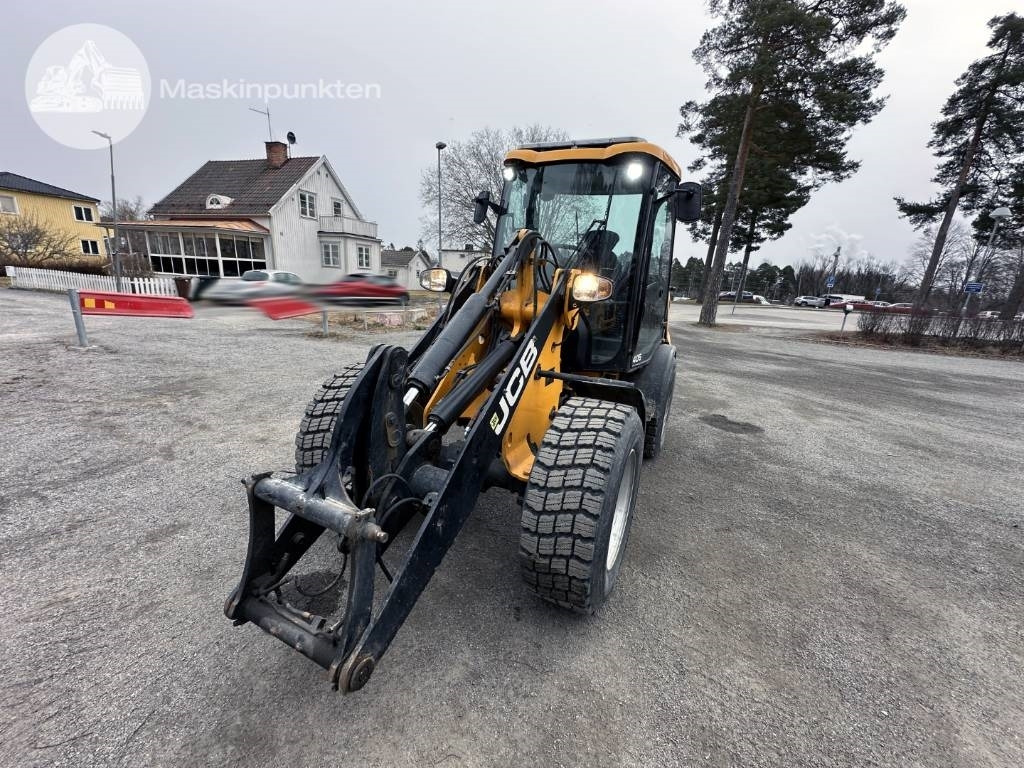 JCB 406 - Chargeuse sur pneus: photos 2 JCB 406 - Chargeuse sur pneus: photos 2