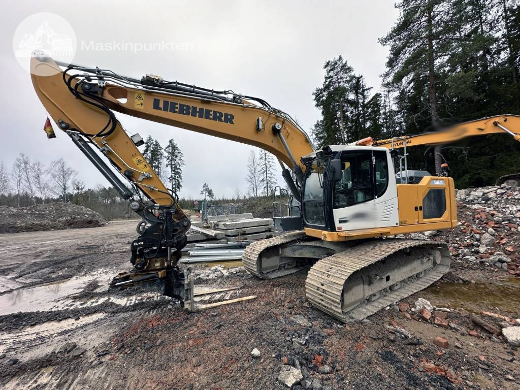 Liebherr R 924 LC - Pelle sur chenille: photos 1 Liebherr R 924 LC - Pelle sur chenille: photos 1