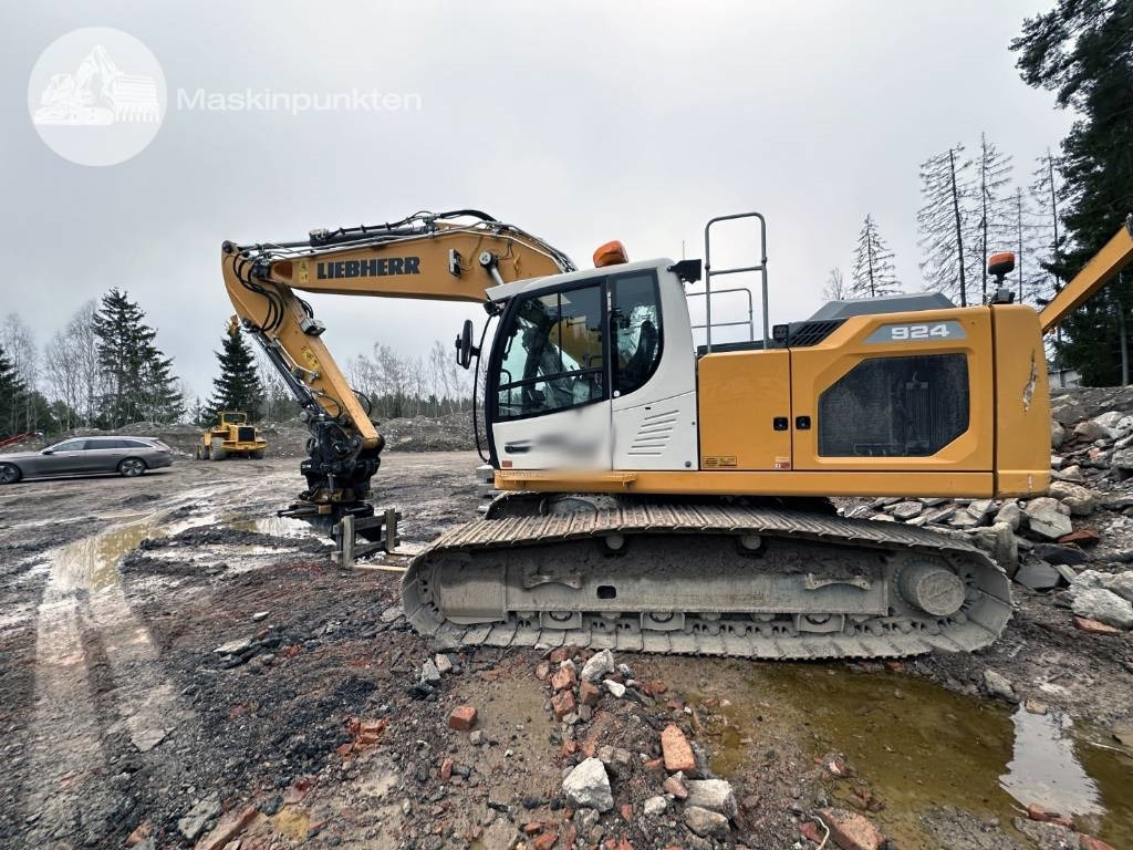 Liebherr R 924 LC - Pelle sur chenille: photos 2 Liebherr R 924 LC - Pelle sur chenille: photos 2