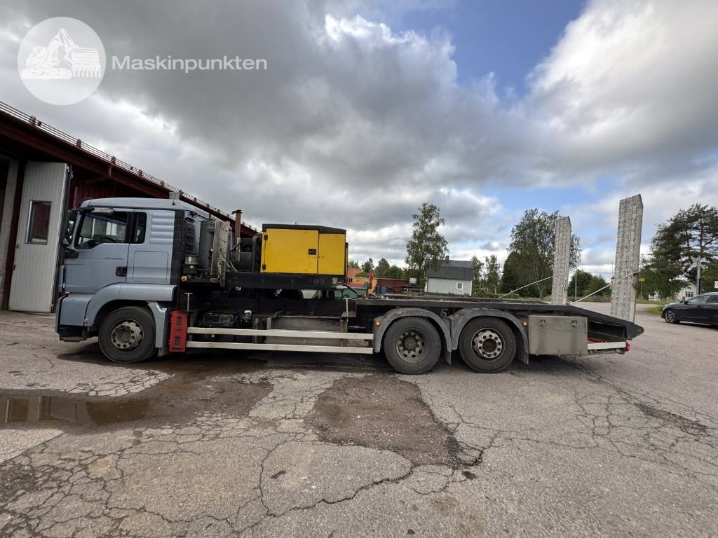 MAN TGS 26.480 + Atlas copco ORX10 - Camion plateau: photos 2 MAN TGS 26.480 + Atlas copco ORX10 - Camion plateau: photos 2