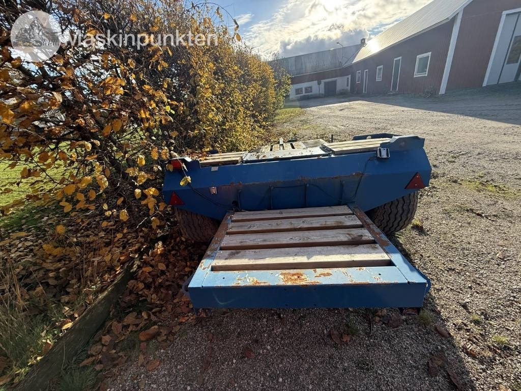 Maskintrailer Till traktor - Remorque porte-engin surbaissée: photos 5 Maskintrailer Till traktor - Remorque porte-engin surbaissée: photos 5