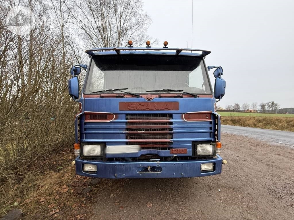 Scania G 93 ML med maskinflak - Remorqueuse: photos 2 Scania G 93 ML med maskinflak - Remorqueuse: photos 2