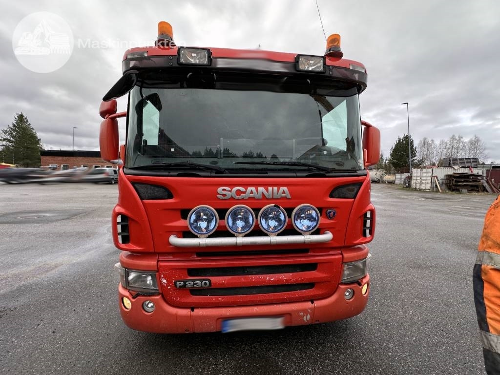 Scania P 230 LB - Camion malaxeur: photos 4 Scania P 230 LB - Camion malaxeur: photos 4