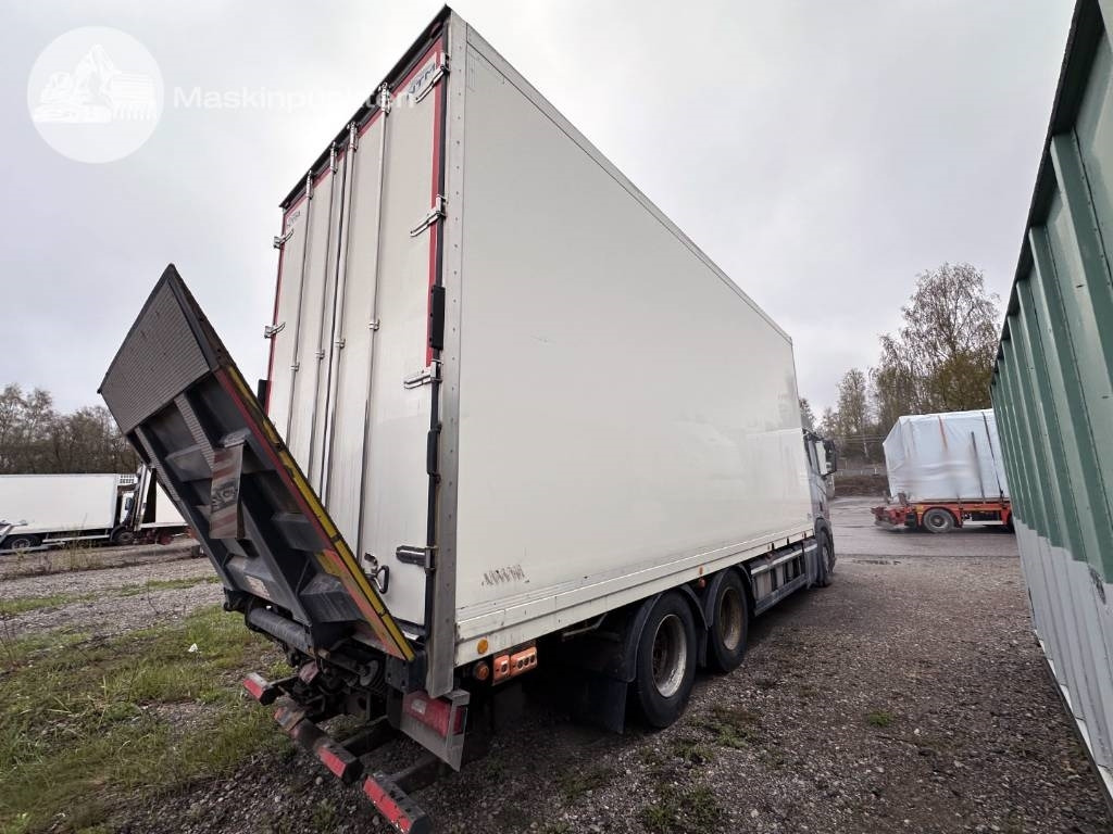 Scania R 520 - Camion fourgon: photos 4 Scania R 520 - Camion fourgon: photos 4