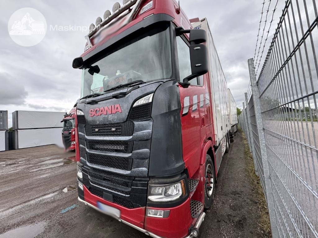 Scania S 500 - Camion frigorifique: photos 1 Scania S 500 - Camion frigorifique: photos 1