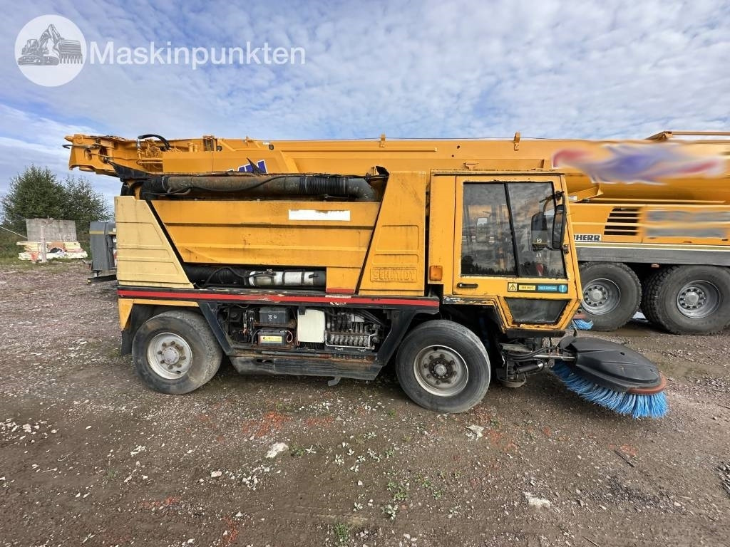 Schmidt Sopmaskin - Balayeuse de voirie: photos 4 Schmidt Sopmaskin - Balayeuse de voirie: photos 4