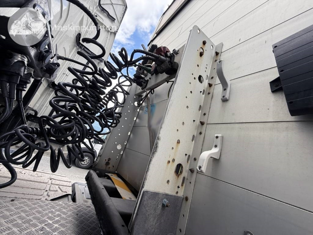 Semi-remorque rideaux coulissants Schmitz Cargobull SCB S3: photos 8