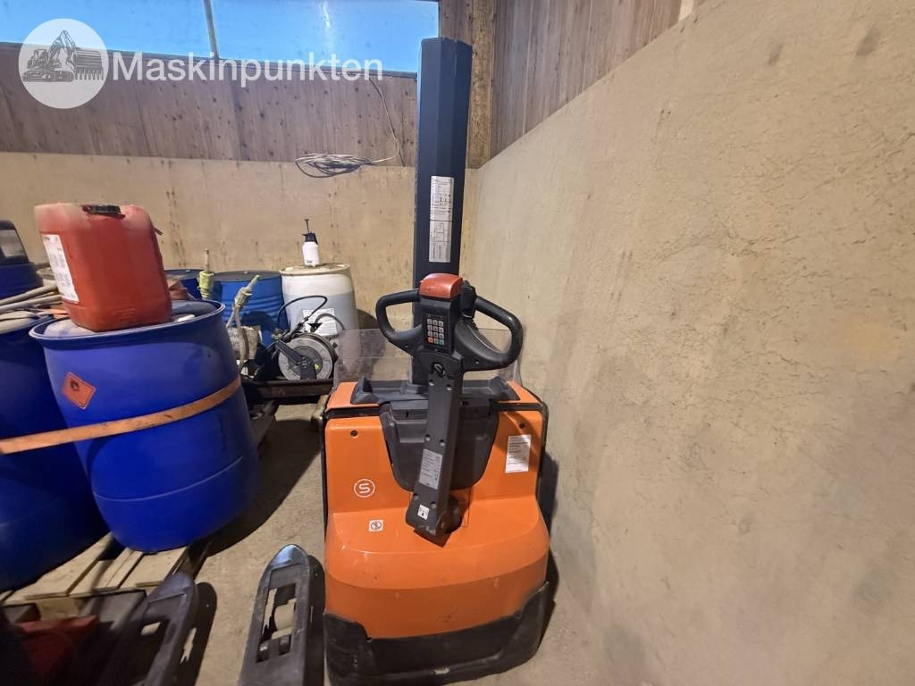 Toyota BT SWE 160 L  - Chariot élévateur électrique: photos 1 Toyota BT SWE 160 L  - Chariot élévateur électrique: photos 1