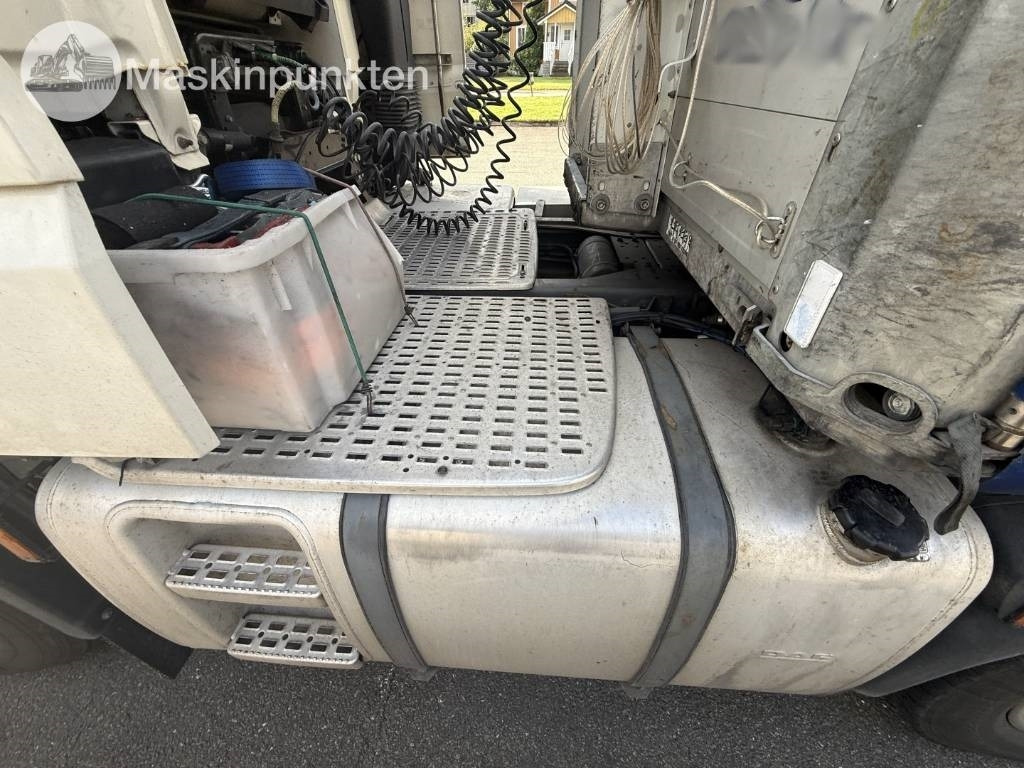 Tracteur routier DAF 530: photos 50