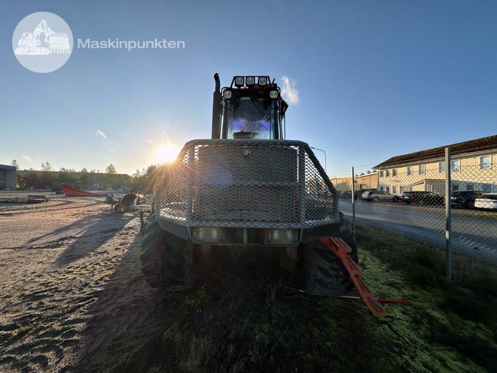 Valmet 890.3 - Porteur: photos 4 Valmet 890.3 - Porteur: photos 4
