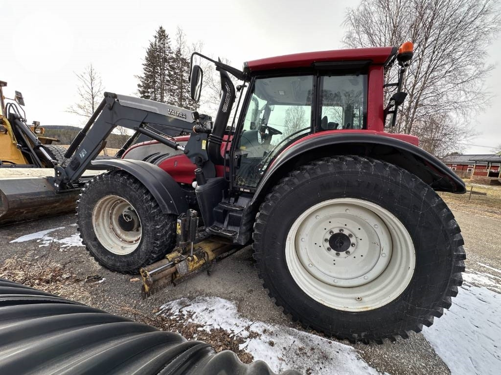 Valtra T 202 - Tracteur agricole: photos 2 Valtra T 202 - Tracteur agricole: photos 2