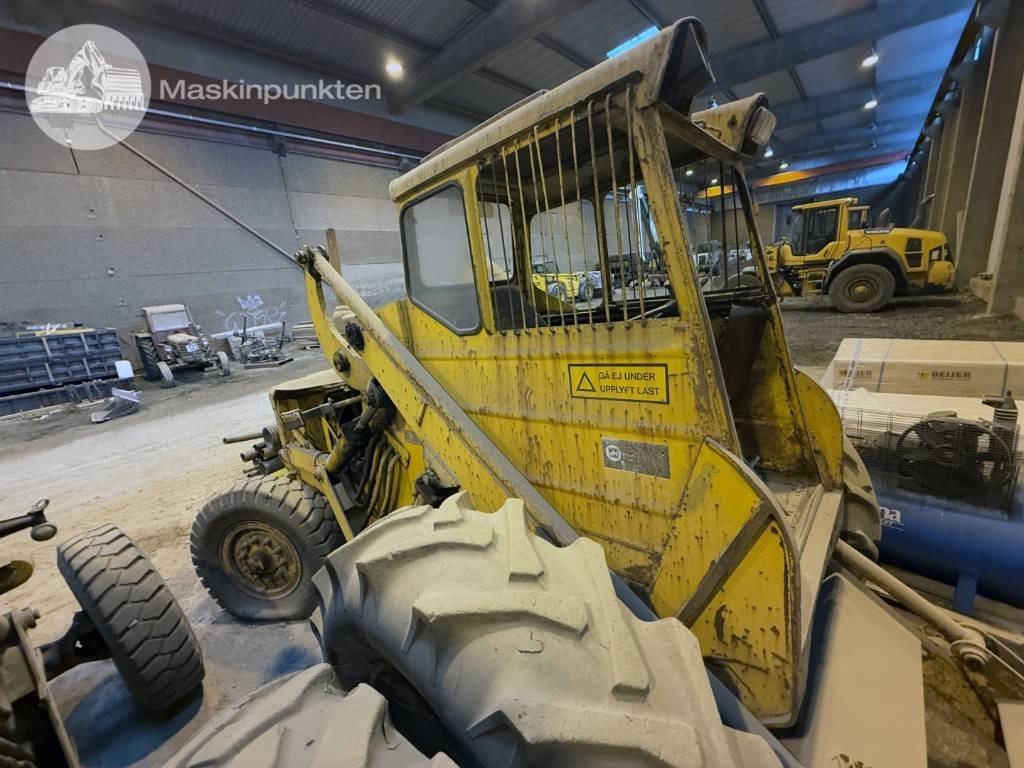 Chargeuse sur pneus Volvo BM 218: photos 6