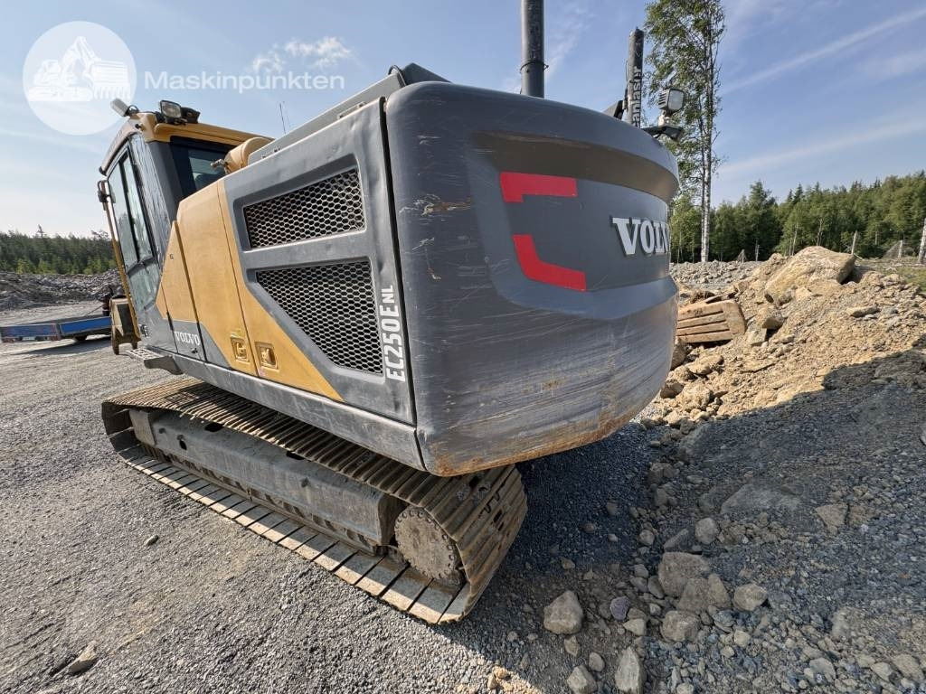 Volvo EC 250 E N L - Pelle sur chenille: photos 3 Volvo EC 250 E N L - Pelle sur chenille: photos 3
