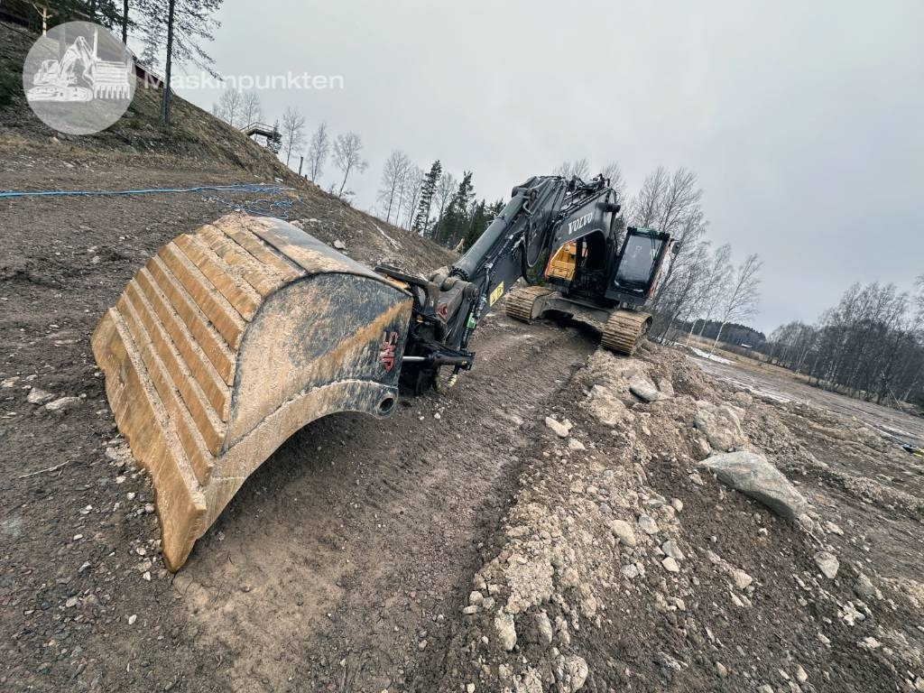Volvo EC 300 EL  - Pelle sur chenille: photos 3 Volvo EC 300 EL  - Pelle sur chenille: photos 3