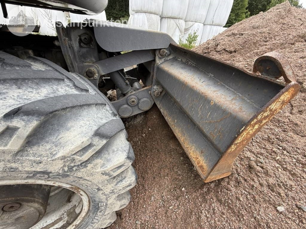 Pelle sur pneus Volvo EW 140 C: photos 42