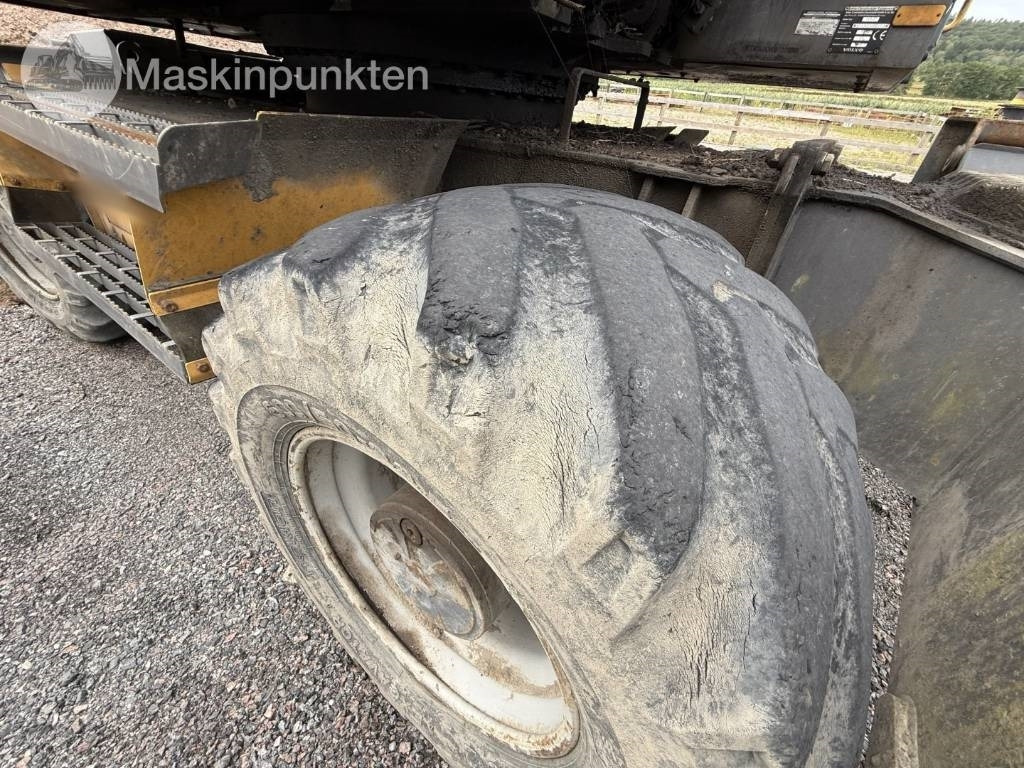 Pelle sur pneus Volvo EW 140 C: photos 49