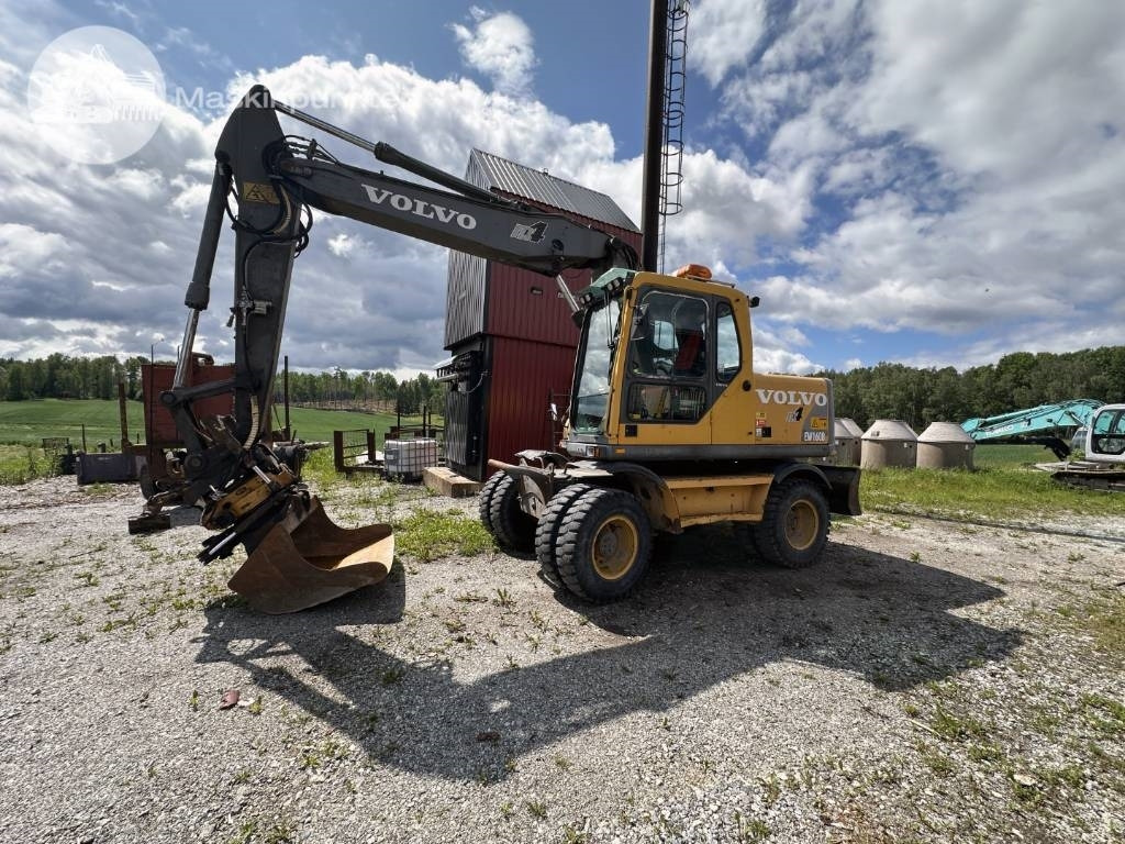 Volvo EW 160 B - Pelle sur pneus: photos 2 Volvo EW 160 B - Pelle sur pneus: photos 2